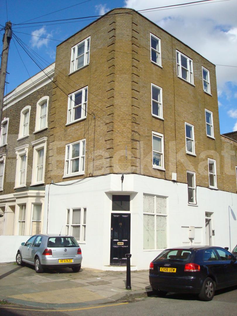 			NEW INSTRUCTION !, 1 Bedroom, 1 bath, 1 reception Flat			 Leverton Street, KENTISH TOWN